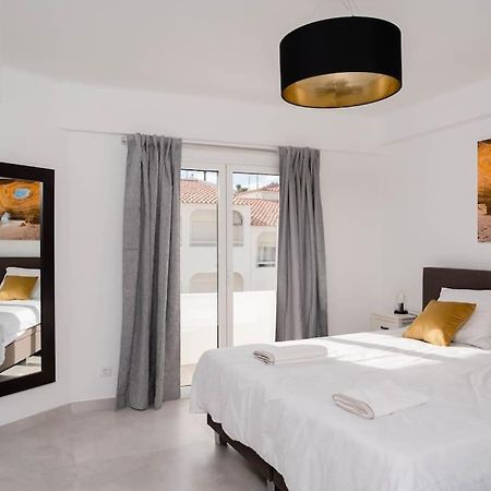 Carvoeiro Roof Top Apartment, Next To The Beach! Carvoeiro (Lagoa) Exterior photo